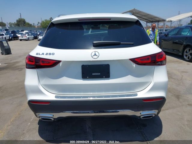 W1N4N4GB1NJ413282 Mercedes-Benz Gla Gla 250