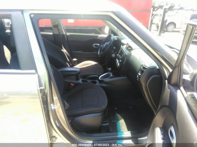 KNDJN2A27J7582480 KIA Soul Base
