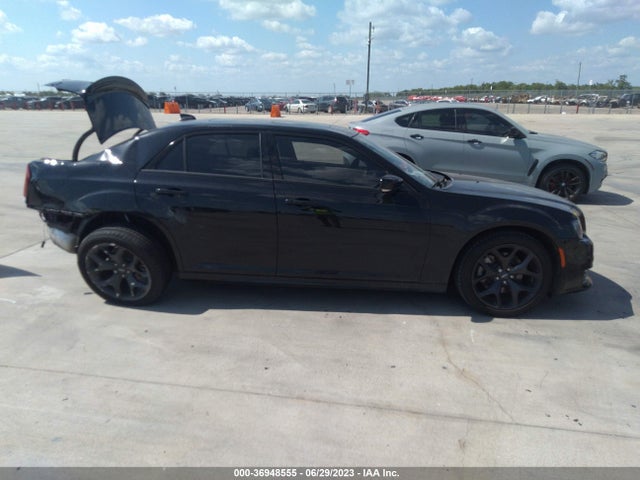 2023 Chrysler 300, VIN: 2C3CCABT6PH545390