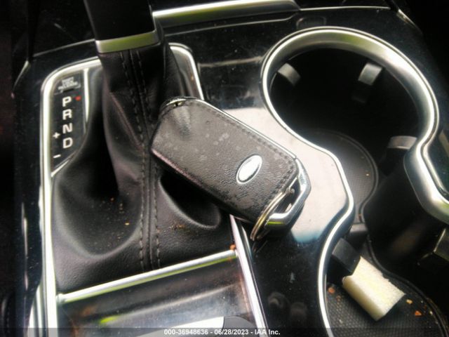 KNAE25LA1K6056222 KIA Stinger Premium