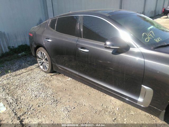 KNAE25LA1K6056222 KIA Stinger Premium