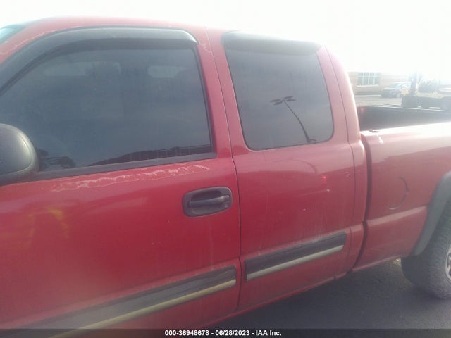 2006 CHEVROLET SILVERADO 1500 LT1 VIN: 2GCEK19B561168935