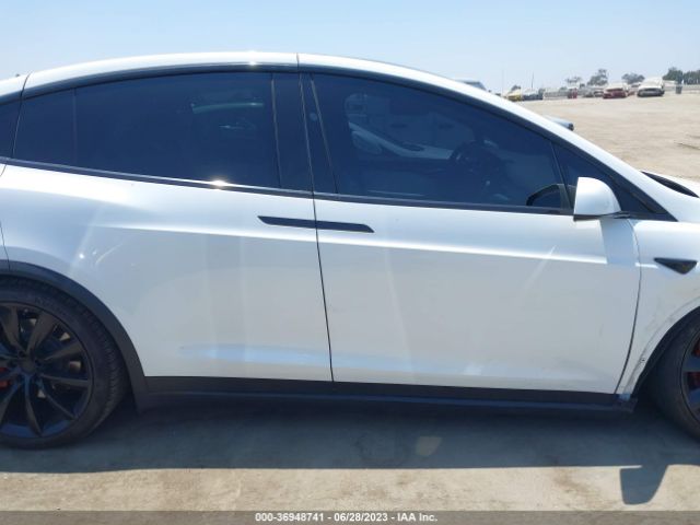 5YJXCDE25JF101738 Tesla Model X 75d/100d/p100d