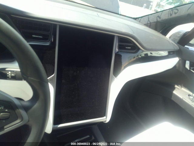 Tesla Model X 75d/100d/p100d 2018 5YJXCBE28JF123172 Image 9