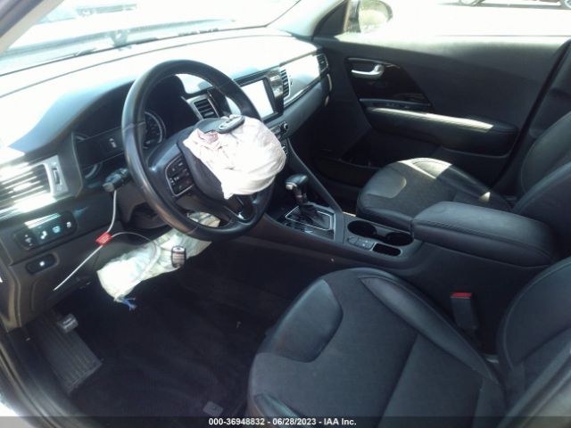 KNDCC3LCXJ5152738 KIA NIRO EX
