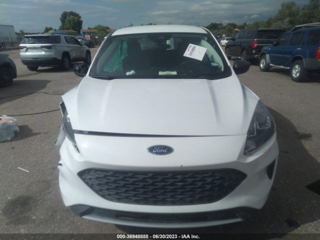 1FMCU0F62NUA81267 Ford ESCAPE S