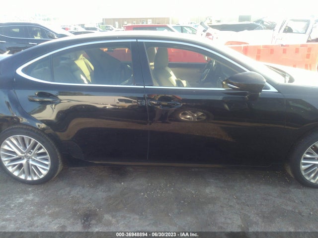 2015 Lexus ES, VIN: JTHBK1GG8F2180819