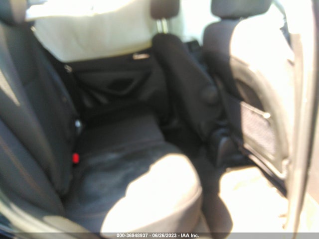 Chevrolet TRAX LS 2019 3GNCJKSB7KL360108 Image 8