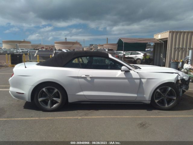 1FATP8EM6F5352228 Ford Mustang V6