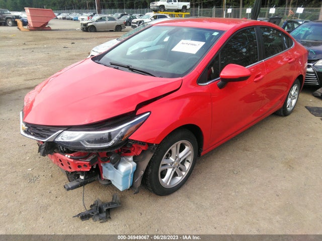 Chevrolet CRUZE LT 2018 1G1BE5SM8J7164203 Image 2