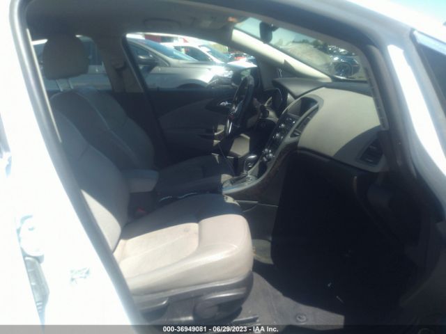 1G4PR5SK8E4165600 Buick Verano Convenience Group