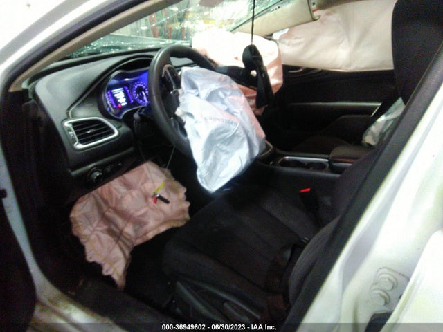 1C3CCCAB7FN657349 Chrysler 200 Limited