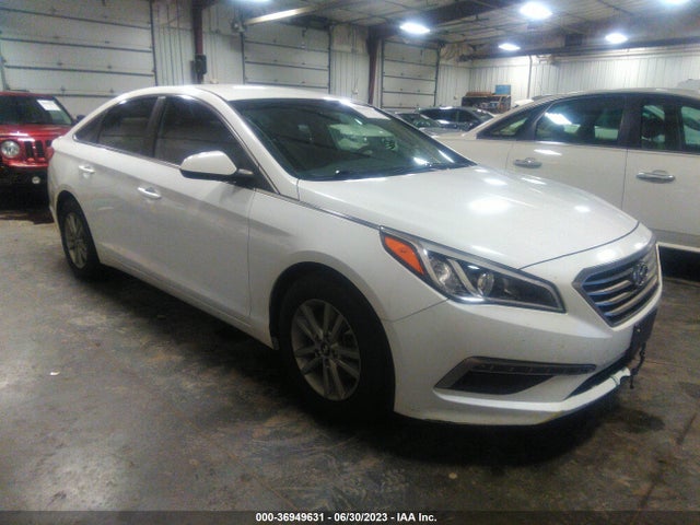 Hyundai SONATA SE 2015 5NPE24AF5FH099856 Image 18
