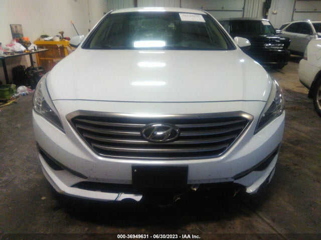 Hyundai SONATA SE 2015 5NPE24AF5FH099856 Image 30