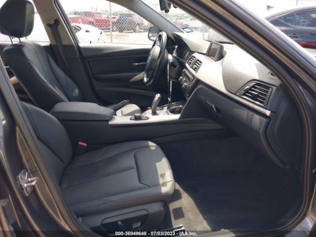 WBA3C3C55EF987418 BMW 3 Series 320i Xdrive