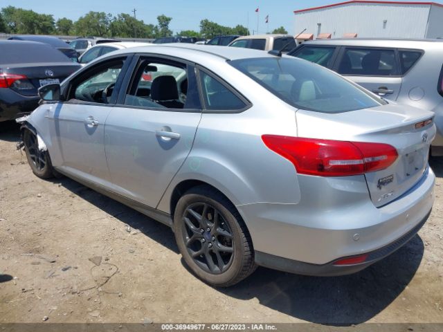 1FADP3F20GL326449 Ford FOCUS SE