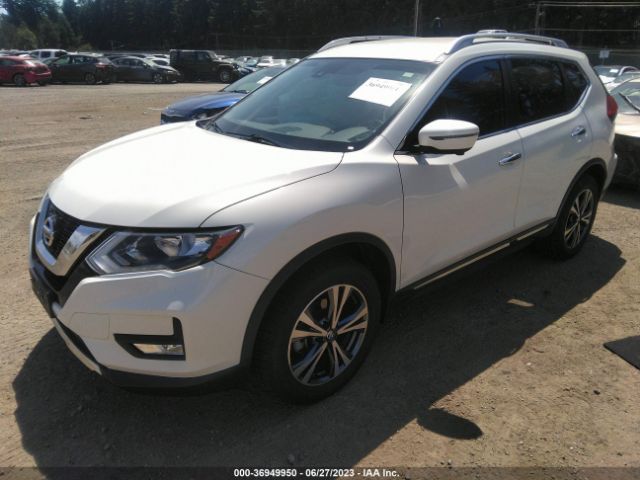 JN8AT2MV5HW255379 Nissan Rogue Sl