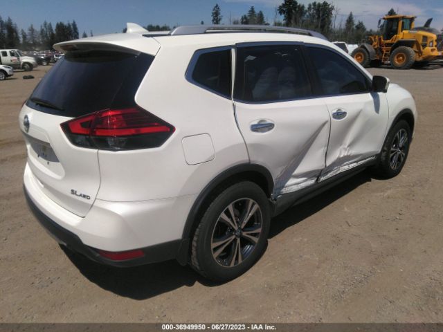 JN8AT2MV5HW255379 Nissan Rogue Sl