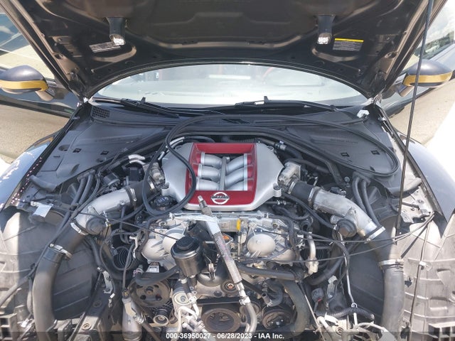 2017 Nissan GT-R, VIN: JN1AR5EF5HM820098