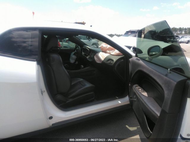 2C3CDZAG9HH503071 Dodge Challenger Sxt Plus