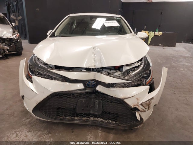 Toyota Corolla Hybrid Le 2021 JTDEAMDE2MJ031749 Image 12
