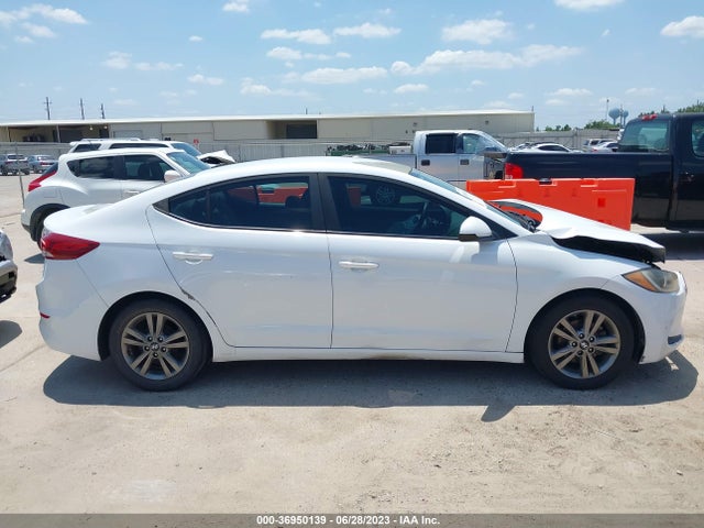 Hyundai ELANTRA SE 2017 5NPD84LF1HH044069 Image 13