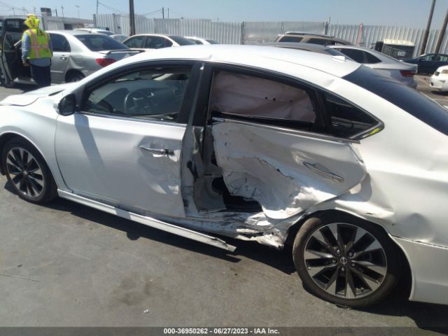 3N1AB7AP1GY283157 Nissan SENTRA SR