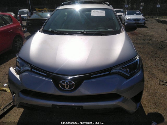 Toyota RAV4 LE 2016 2T3BFREV9GW506111 Image 4