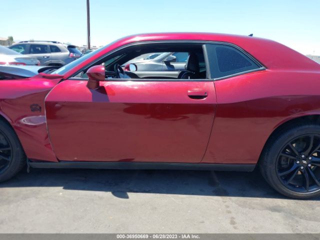 2C3CDZAG5JH216977 Dodge Challenger Sxt Plus