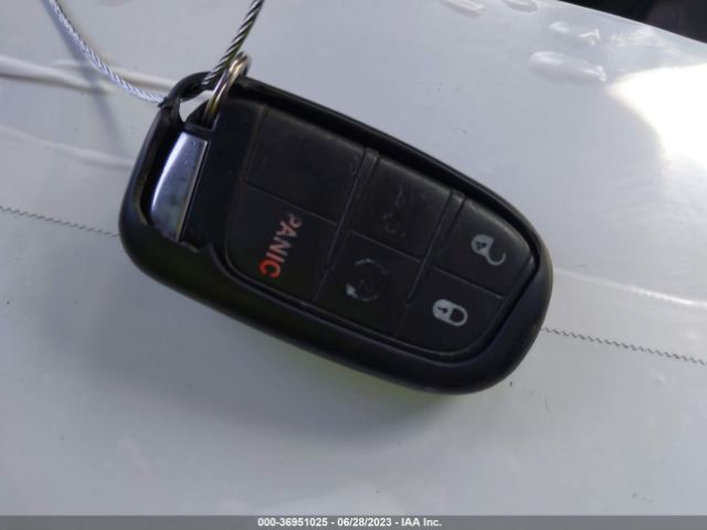 2C3CDXHG2GH330406 Dodge Charger Sxt