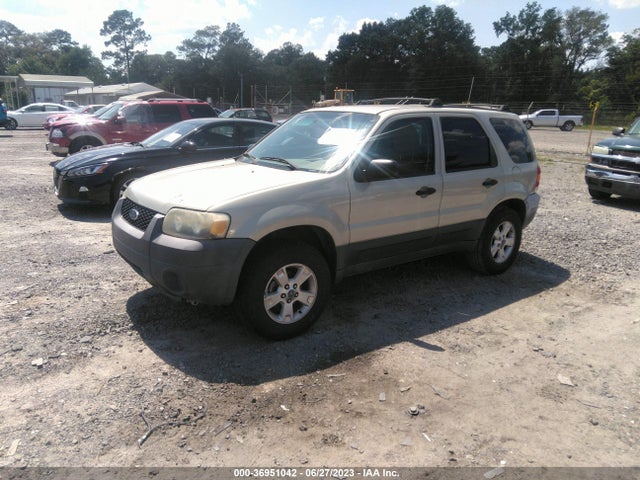 2005 FORD ESCAPE XLT VIN: 1FMYU03135KA77318