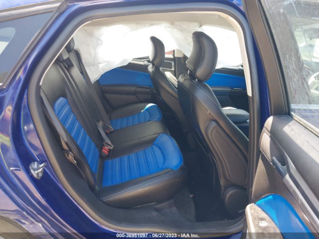 3FA6P0HD8FR301739 Ford FUSION SE