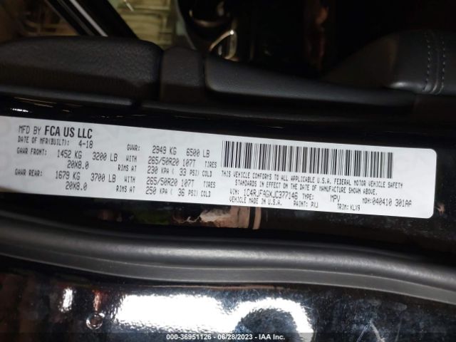 1C4RJFAGXJC377146 Jeep Grand Cherokee Altitude