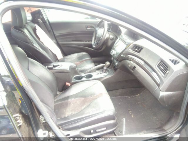 19UDE2F82KA003525 Acura Ilx Pkg