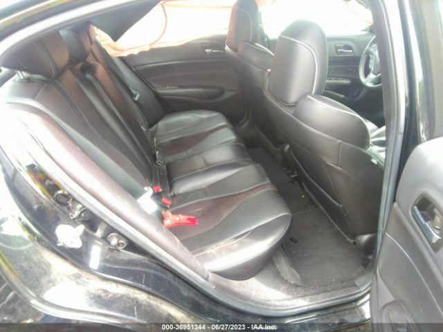 19UDE2F82KA003525 Acura Ilx Pkg