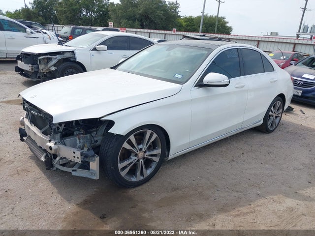 55SWF4JB6FU076010 Mercedes-Benz C-class C 300