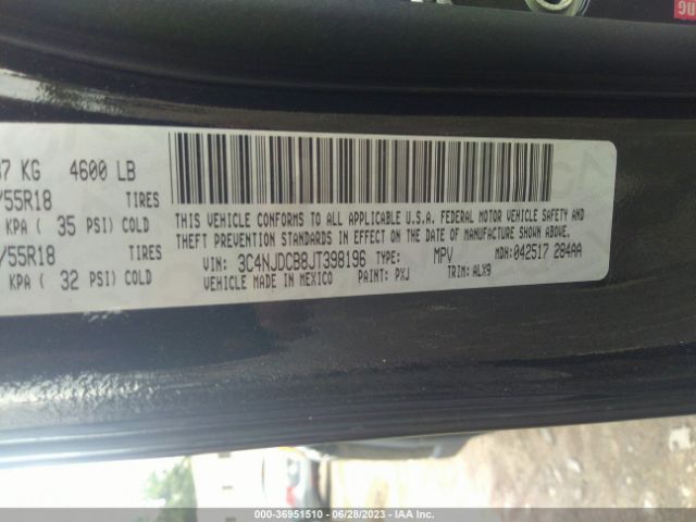 3C4NJDCB8JT398196 Jeep Compass Limited