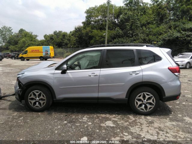 JF2SKAJC5MH501640 Subaru Forester Premium