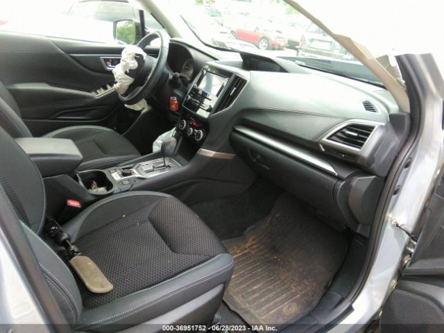 JF2SKAJC5MH501640 Subaru Forester Premium