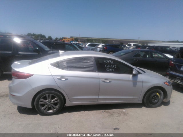 2018 HYUNDAI ELANTRA SEL VIN: 5NPD84LF0JH309165