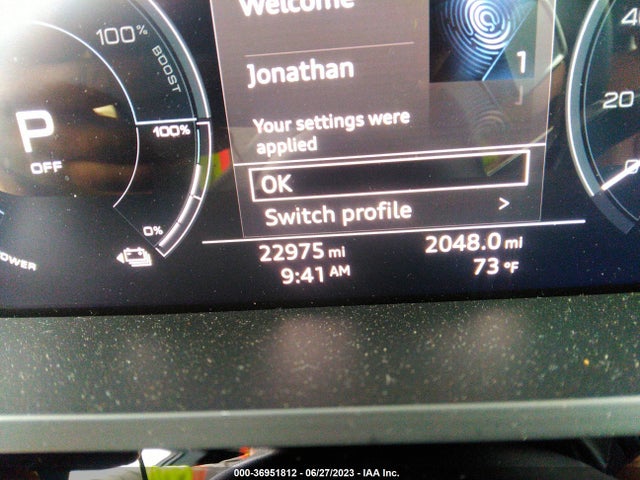2019 Audi e-tron, VIN: WA1LAAGE6KB013595