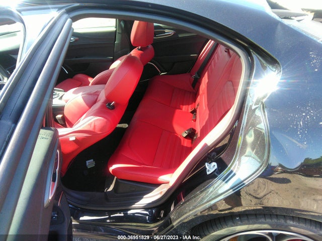 2022 Alfa Romeo Giulia, VIN: ZARFAMBN0N7660907