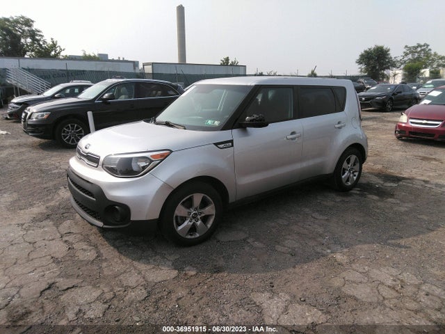 KIA Soul Base 2018 KNDJN2A21J7593524 Image 2