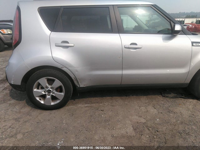 KIA Soul Base 2018 KNDJN2A21J7593524 Image 6