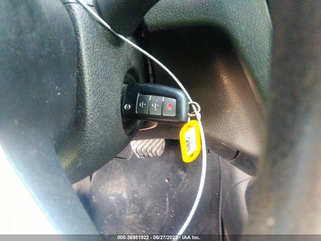 Nissan ROGUE S 2018 5N1AT2MT2JC759935 Image 3