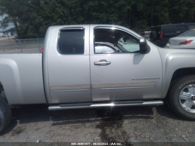 2008 CHEVROLET SILVERADO 1500 LTZ VIN: 2GCEK19J281296396