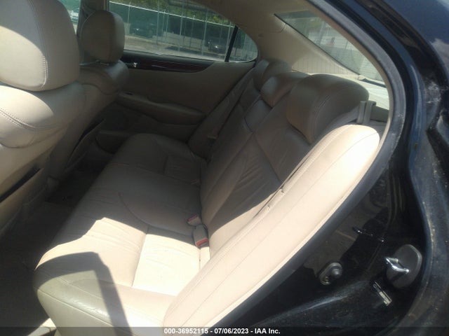 2003 LEXUS ES 300 VIN: JTHBF30GX30137889