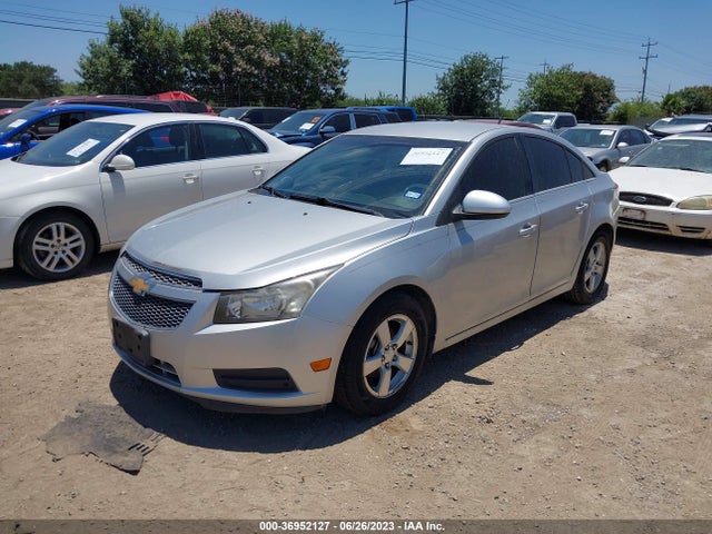 Chevrolet Cruze 1lt 2014 1G1PC5SB0E7266112 Image 2