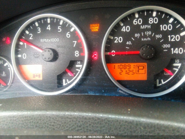 2005 NISSAN PATHFINDER SE VIN: 5N1AR18W55C754229