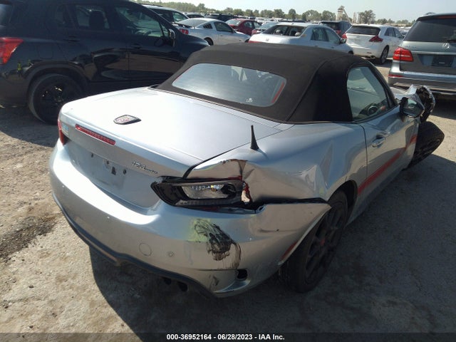 2018 FIAT 124 SPIDER JC1NFAEK2J0134141 Photo 3